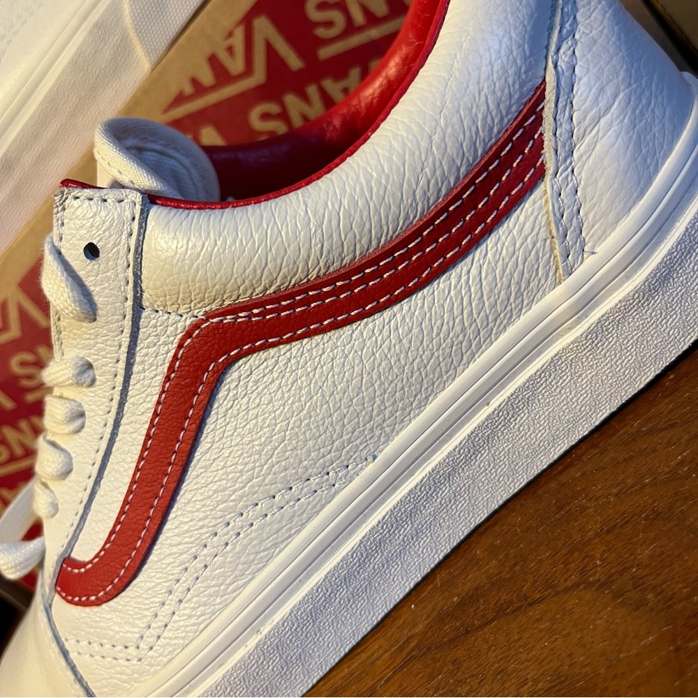 Vans White Red Vintage Leather Sneakers - Picture 3 of 6
